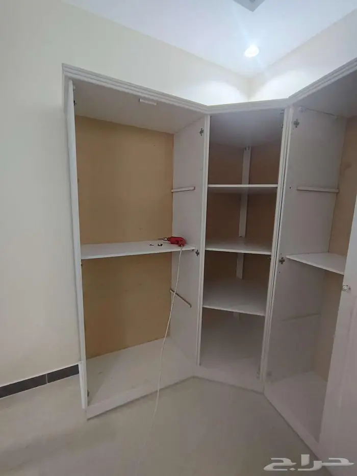 نجار في حائل غرفة نوم و مطابخ صيانة و فك وتركيب 1