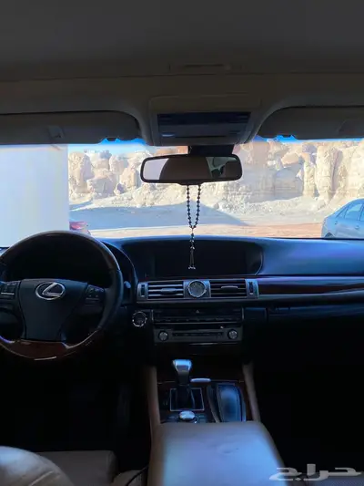 لكزس LS460L 1