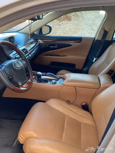 لكزس LS460L 2