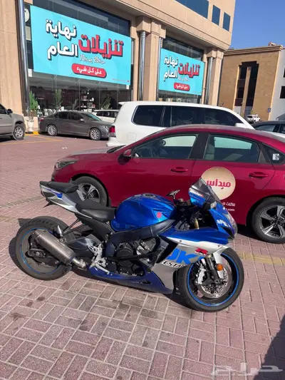 ريس سوزوكي 750 موديل 2011 11