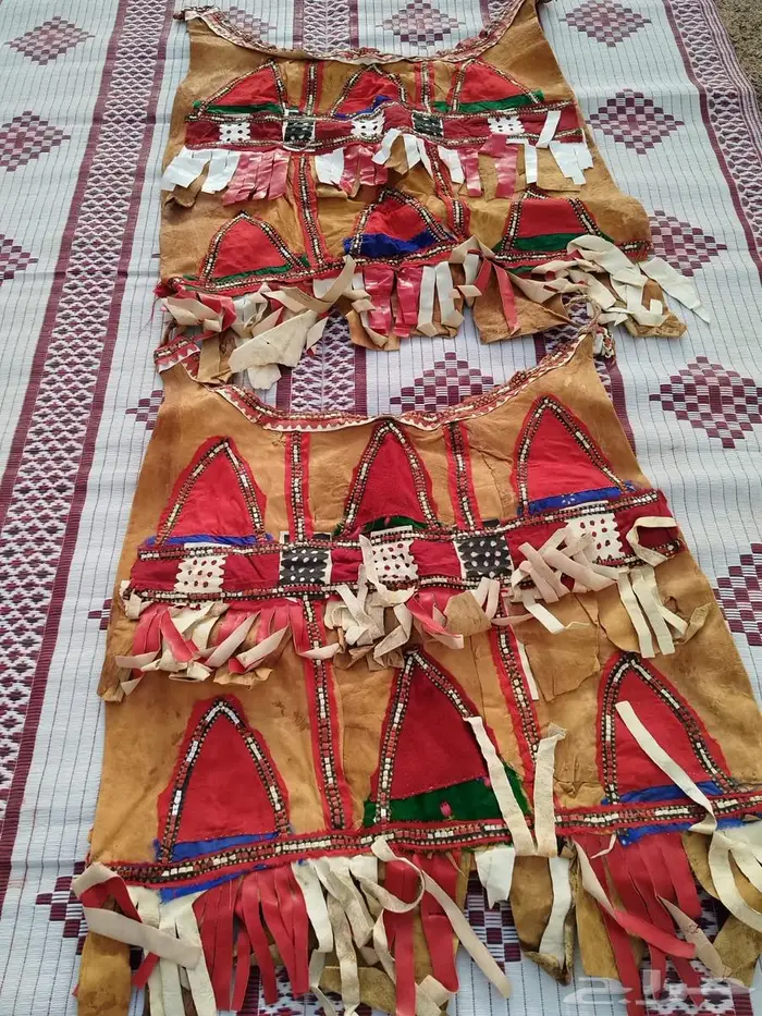 نوادر من التراث لحمل الطعام مصنوعة قبل 40 سنة 2