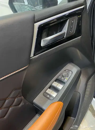 اوت لاندر فل كامل 2025 10