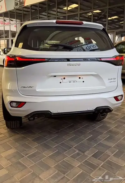 ايسوزه ام يو اكس فل ديزل دبل خليجي 2025 140.000 2
