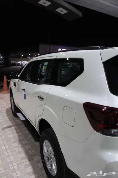 نيسان اكستيرا 6
