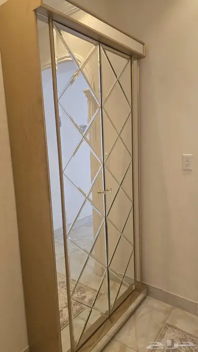 مدخل ودولاب عبايات للبيع 3