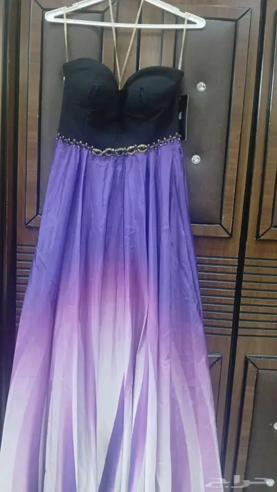 Vevery nice dresses are available in SALE 5
