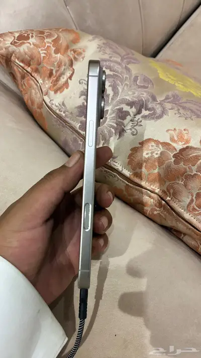 ايفون 16 برو ماكس سعه 256 5