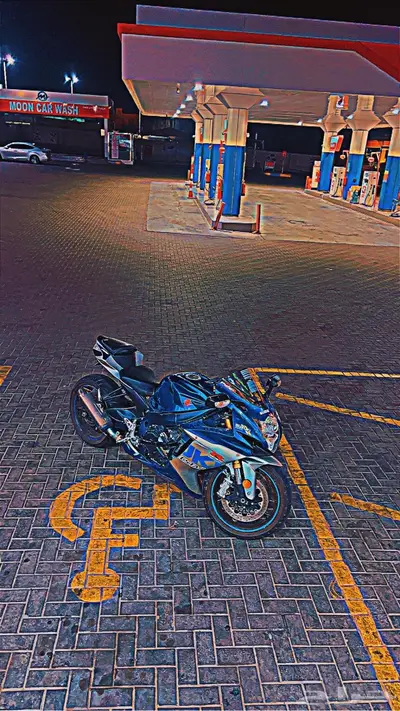 ريس سوزوكي 750 موديل 2011 10
