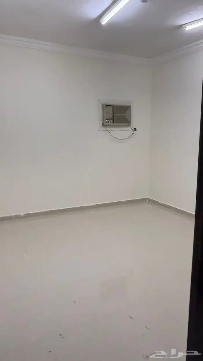 شقق عزاب للإيجار 4
