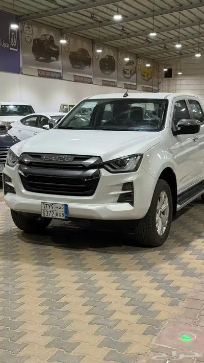ايسوزو ديماكس غمارتين توماتيك LX موديل 2024 لوحات صادره 0