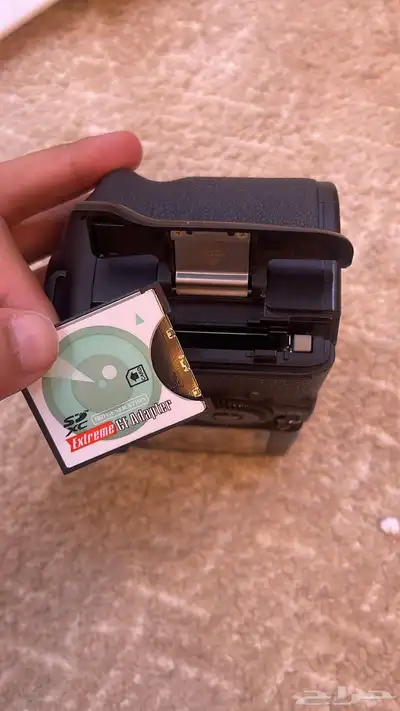 كاميرا 5D مارك 2 للبيع 5