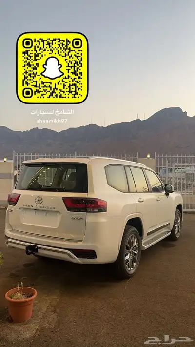 لاندكروزر 2024 GXRL4 ديزل ابيض 2