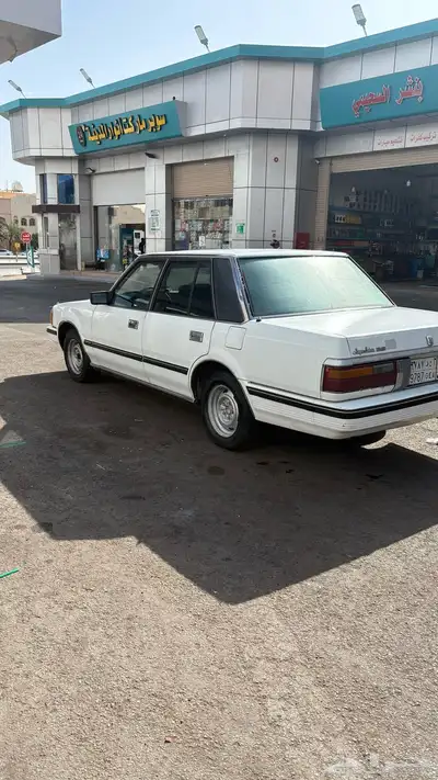 للبيع كراون 4