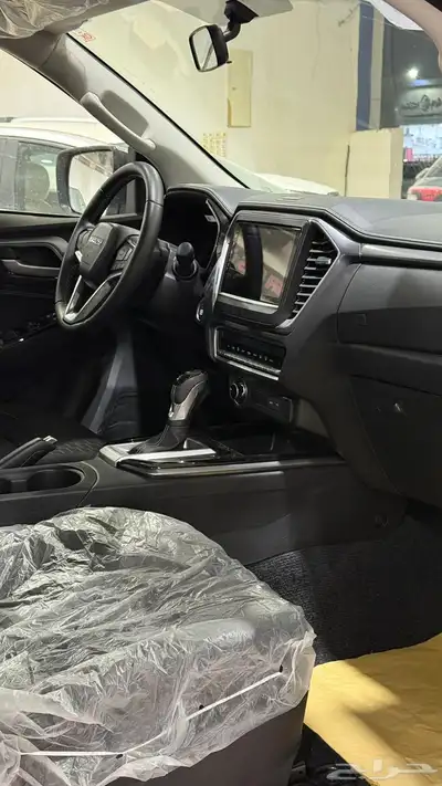 ايسوزو ديماكس غمارتين توماتيك LX موديل 2024 لوحات صادره 7