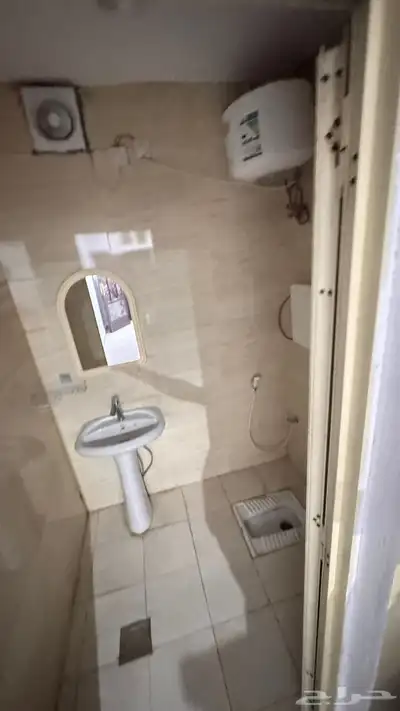 غرفة سائق للايجار حي طيبة 3