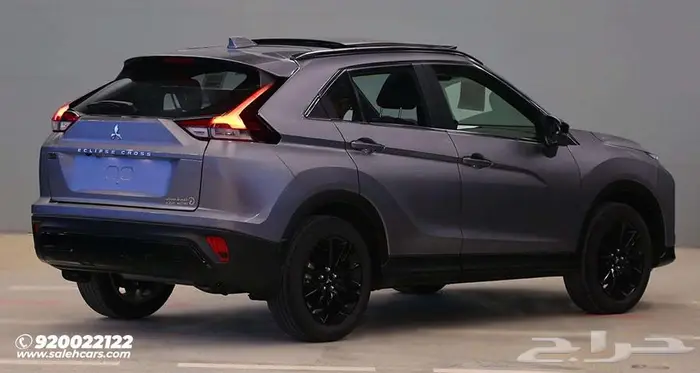 ميتسوبيشي اكليبس كروس GLS-HL 2025 تصميم رياضي عصري 3