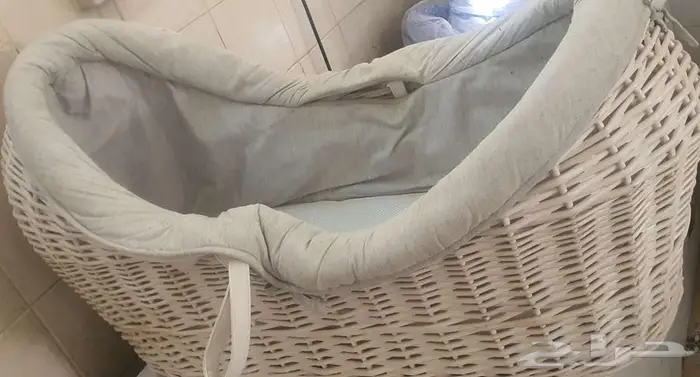 سرير اطفال صناعة بريطانيا ب 100 ريال بس 0