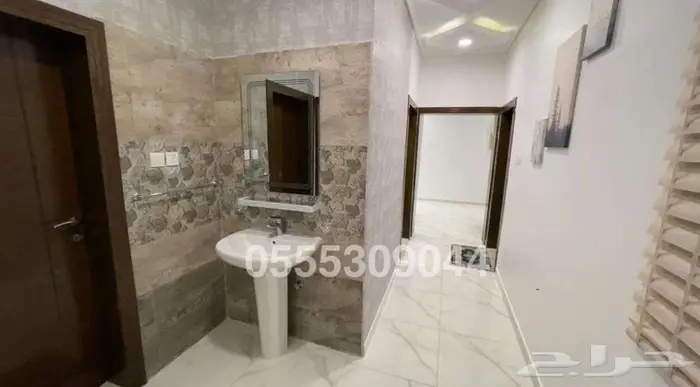 شقة مفروشة غرفتين حي البوادي (العقد سنوي)..عوائل فقط 12