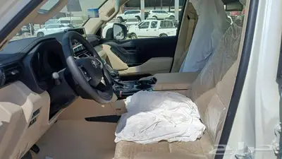 لاندكروزر GXR L2 بنزين 2025 7