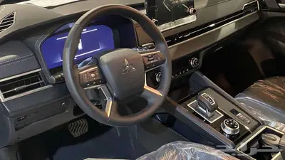 عرض خااص ميتسوبيشي اوتلاندر نص فل موديل 2025 6
