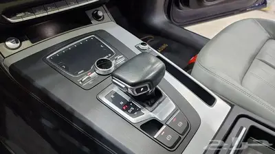 اودي Q5 2018 30