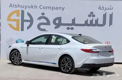 تويوتا كامري LE هايبرد فحة بانوراما - 2025 5