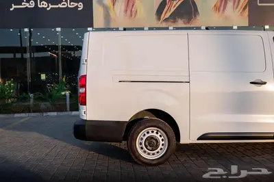 سيتروين جامبي فان بضاعة قير اتوماتيك ديزل 2025 1