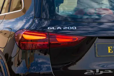 مرسيدس GLA 200 AMG KIT 2024 اسود الشكل الجديد 4