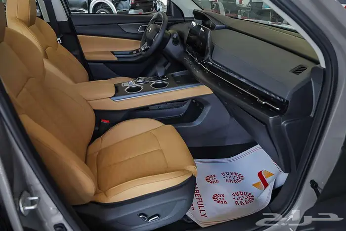 اكتشف متعة القيادة مع شانجان UNI- S إليت 2026 12