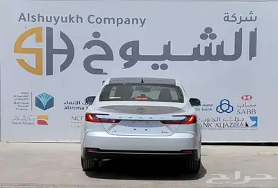 تويوتا كامري LE هايبرد فحة بانوراما - 2025 4