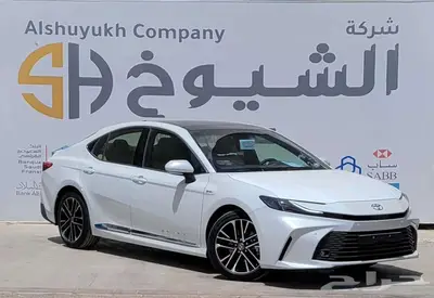 تويوتا كامري LE هايبرد فحة بانوراما - 2025 1