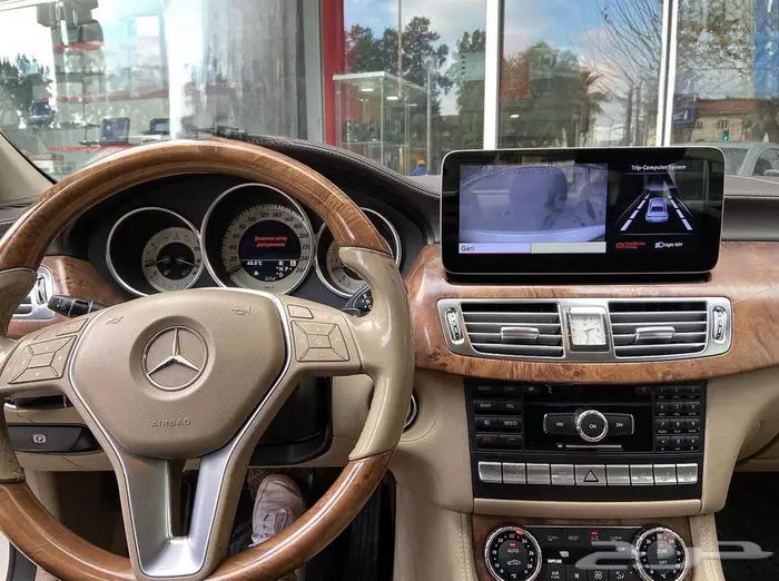 مرسيدس CLS كومند ترفيهي 2013 4