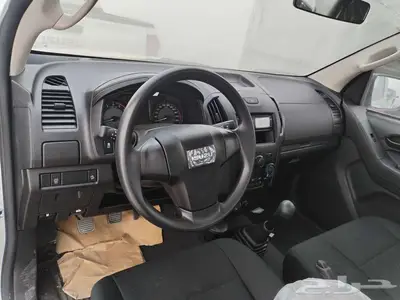 ايسوزو غمارة عادي 1.9 لتر(4X4)زجاج كهربا 2024 5