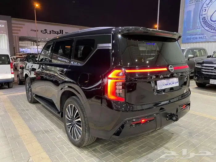نيسان باترول بلاتنيوم 2025 اسود توين تربو خليجي ماشيه12000كم 32