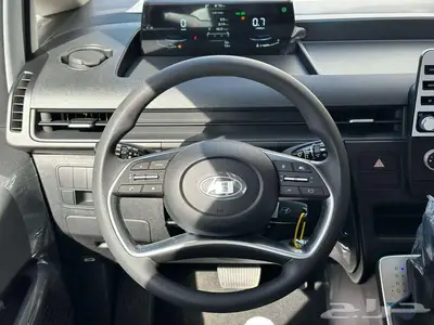 هونداي ستاريا 2025ديزل 9 راكب قير اتوماتيك بأكثر من لون 10