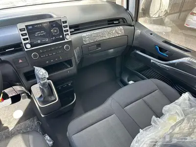 هونداي ستاريا 2025ديزل 9 راكب قير اتوماتيك بأكثر من لون 15