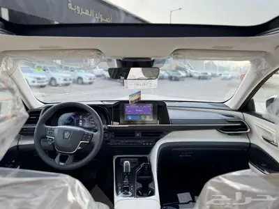 تويوتا كراون 2.5 برستيج هايبرد 2026 7