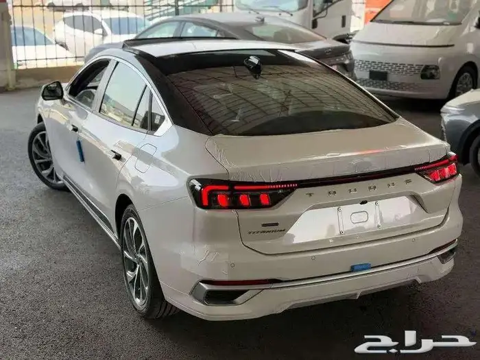 فورد تورس تيتانيوم 2025 كاش وتقسيط 3