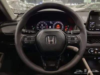 هوندا اكورد LX استاندرد 2025 4