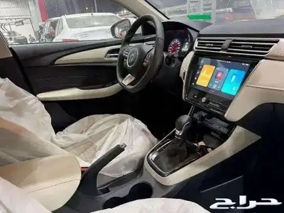 ام جي 5 موديل 2025 كاش وتقسيط 5