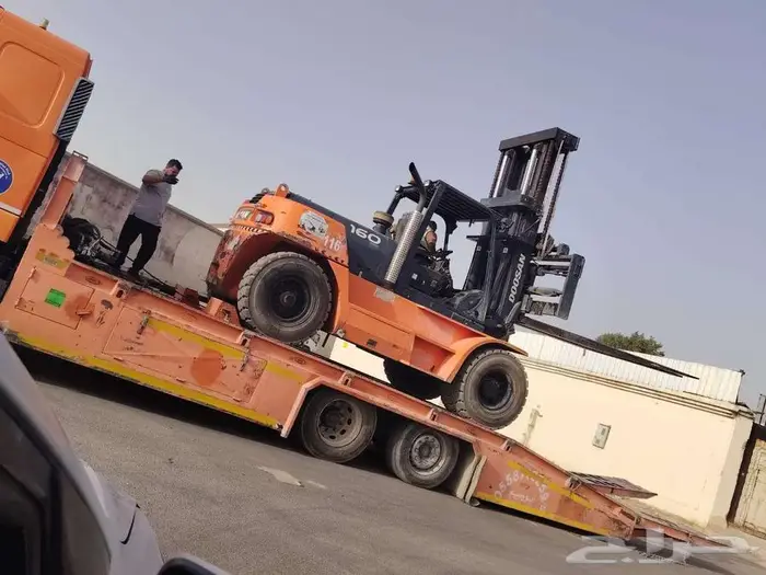 تأجير رافعات شوكية وكرينات في الرياض 12