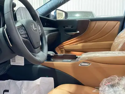 لكزس LS 350 AA موديل 2025 - خليجي 16