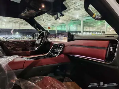 نيسان باترول بلاتنيوم 2025 29