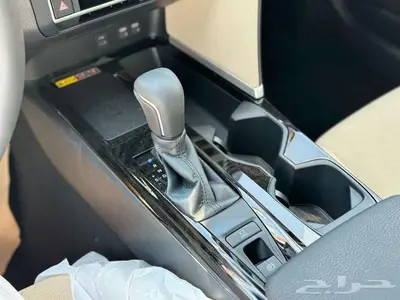 تويوتا كامري LE بنزين 2025 بالنقد والتقسيط 12