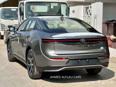 تويوتا كروان بريميوم 2025 بالنقد والتقسيط 7