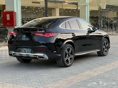 MERCEDRS GLC 200 4MATIC 3