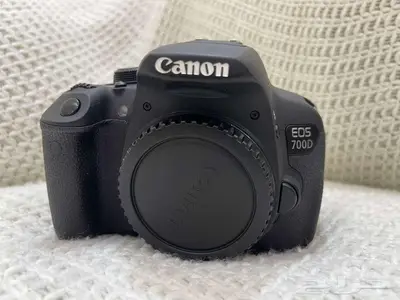 كاميرة CANON EOS 700D مع عدسات و فلاتر اضافيه 1