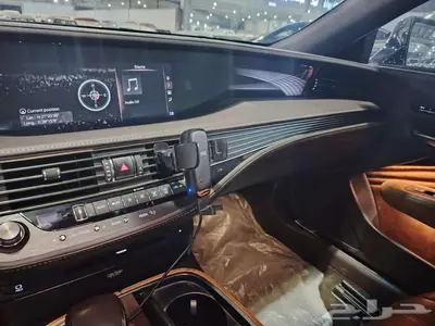 لكزس LS500 ممشي 72 الف 9