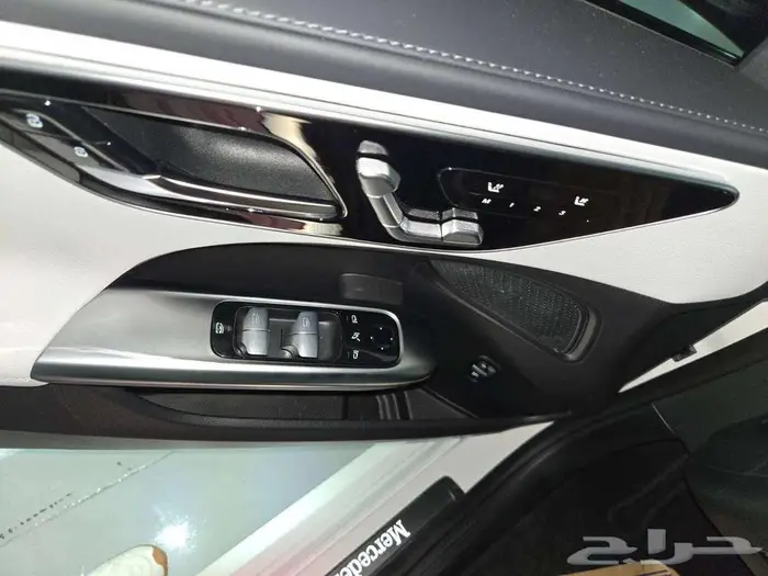 مرسيدس C200 2025 Kit AMG اصفار 39