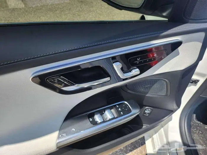 مرسيدس C200 2025 Kit AMG اصفار 21
